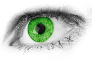 5-10-15 green-eye-detail